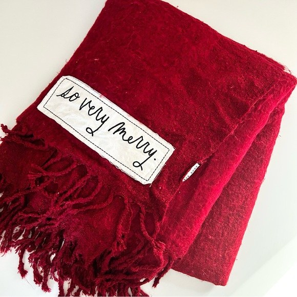 Rae Dunn Red Christmas Throw Blanket - Picture 1 of 5